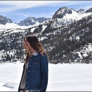 Meet your Posher, Abby